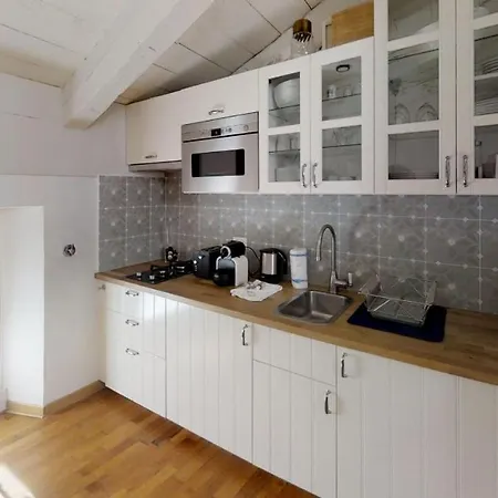 Triestevillas Commerciale - Quiet Area Apartment