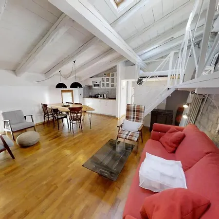 Apartment Triestevillas Commerciale - Quiet Area