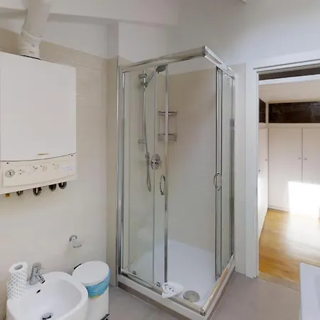 Triestevillas Commerciale - Quiet Area Apartment *