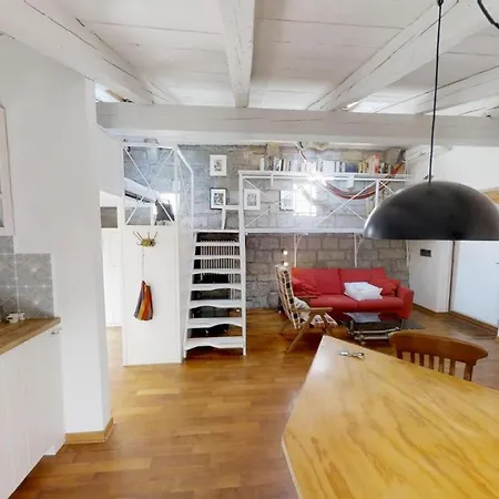 Triestevillas Commerciale - Quiet Area Apartment