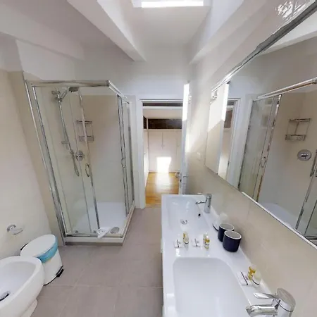 Apartment Triestevillas Commerciale - Quiet Area Trieste